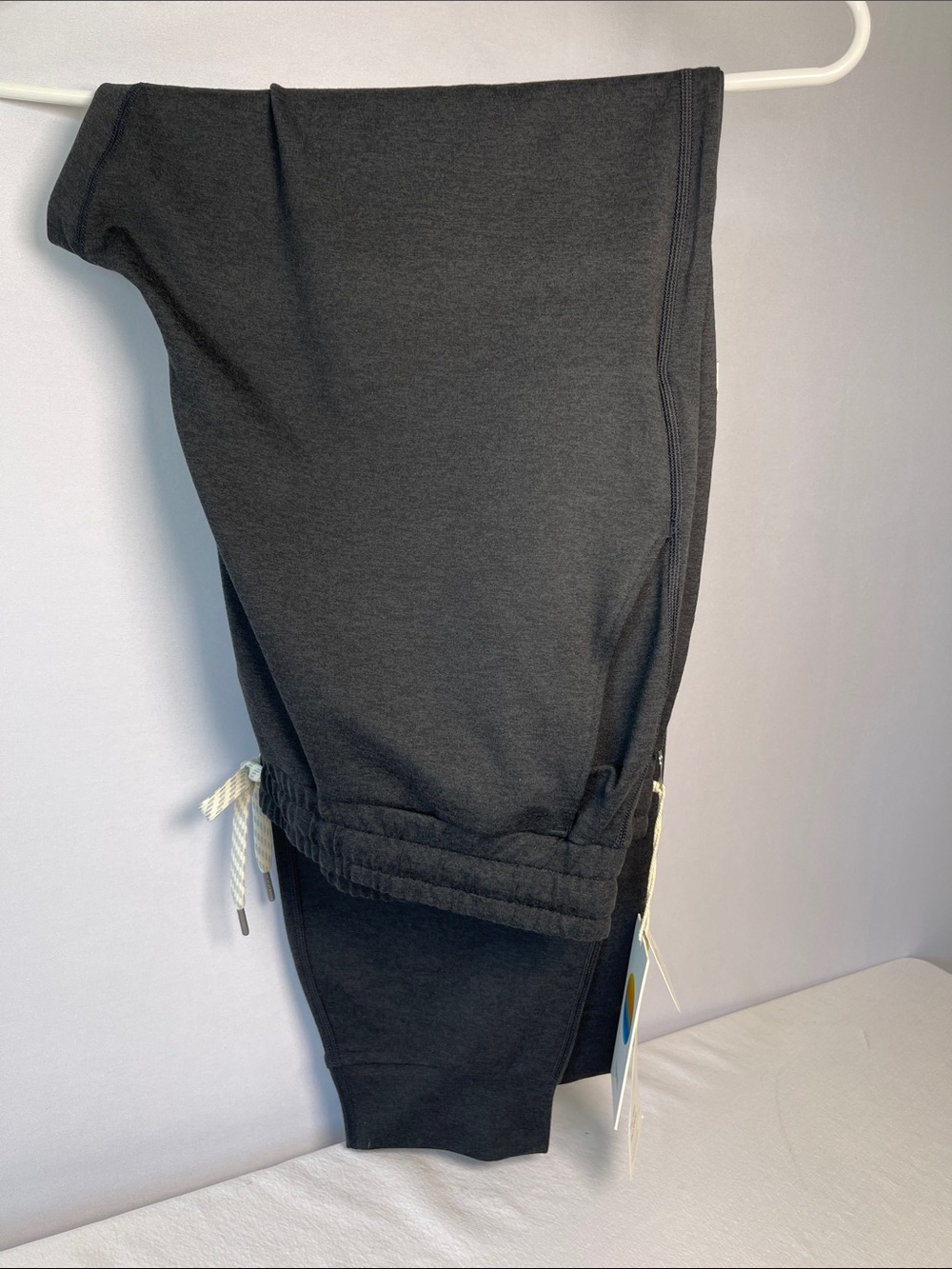 Vuori Performance Jogger Black Heather Women’s Large NWT